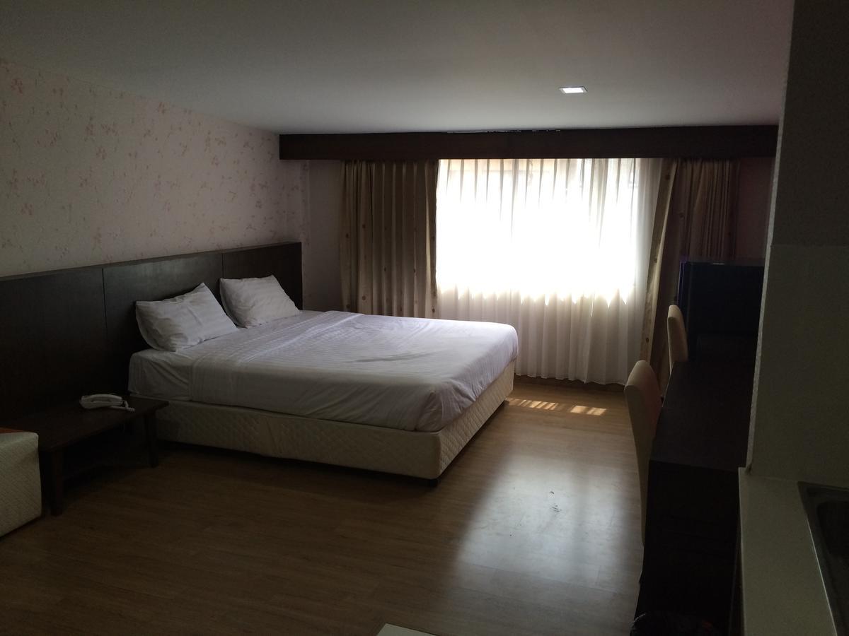 Iraqi Hotel Makkasan Exterior foto